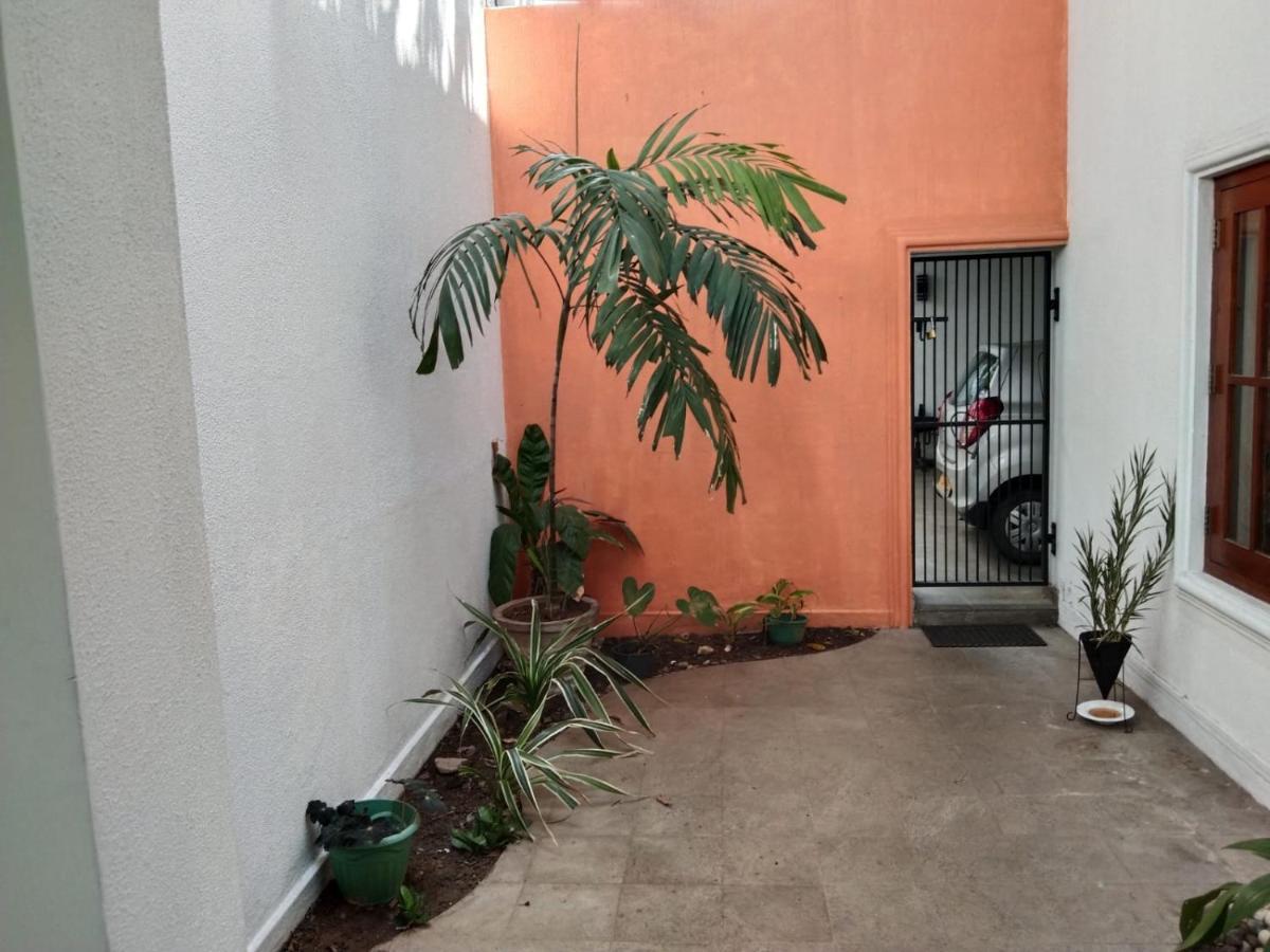 Ellen'S Place Colombo Ngoại thất bức ảnh