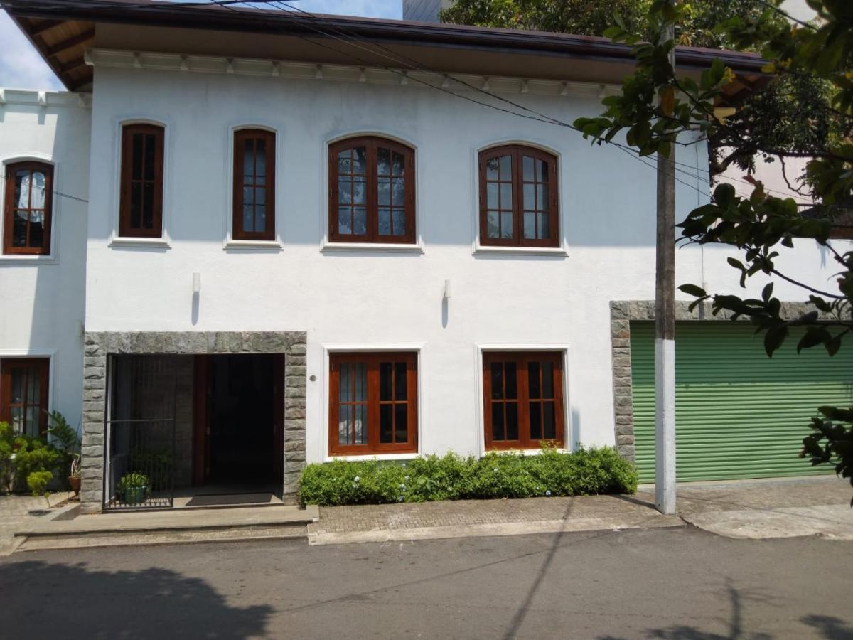 Ellen'S Place Colombo Ngoại thất bức ảnh