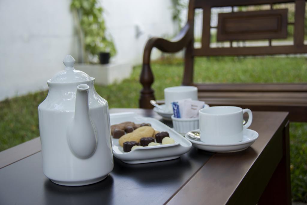 Ellen'S Place Colombo Ngoại thất bức ảnh