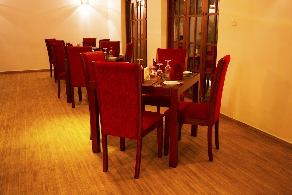 Ellen'S Place Colombo Ngoại thất bức ảnh